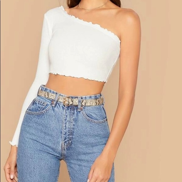 SHEIN Tops - One Shoulder Crop Top 🤍